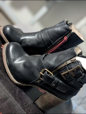 freebird Black Leather Ankle Boots with Buckle & Red Zip Accent